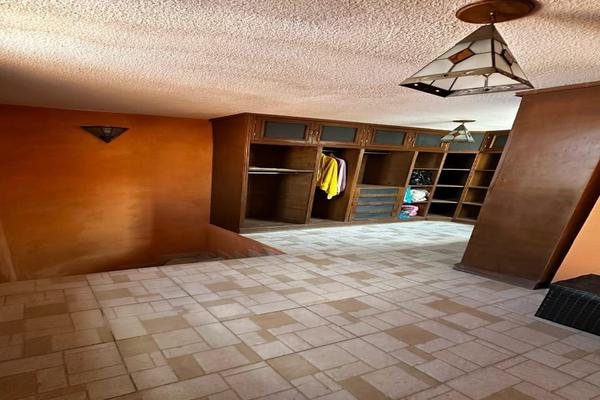 Foto de inmueble en El Reloj, Col. San Pablo de las Salinas C.P. 54930, Tultitlán