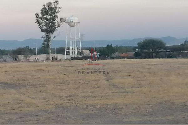 Foto de inmueble en , Col. El Sáuz Alto C.P. 76729, Pedro Escobedo