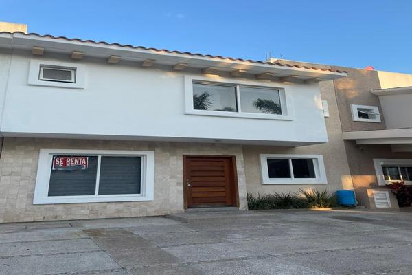 Foto de inmueble en  , Col. El Secreto C.P. 82103, Mazatlán