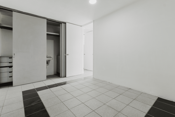 Foto de inmueble en El Sol, Col. Jardines del Bosque Centro C.P. 44520, Guadalajara