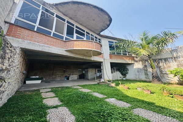 Foto de inmueble en  , Col. El Universo C.P. 62324, Cuernavaca