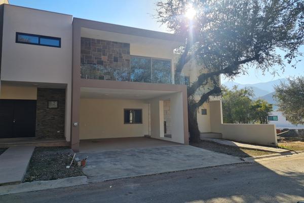 Foto de inmueble en  , Col. El Uro C.P. 64986, Monterrey