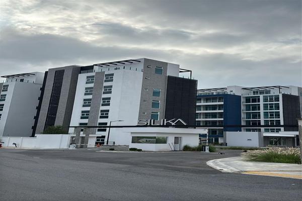 Foto de inmueble en  , Col. El Uro C.P. 64986, Monterrey