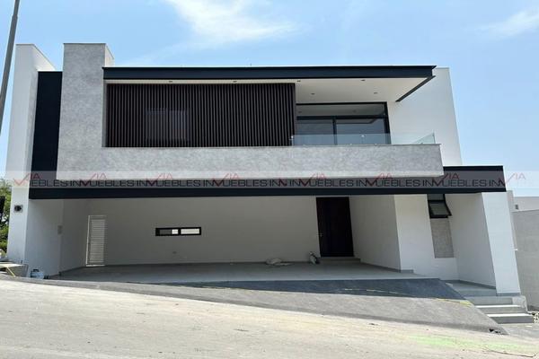 Foto de inmueble en El Uro Oriente, Col. El Uro Oriente C.P. 64985, Monterrey