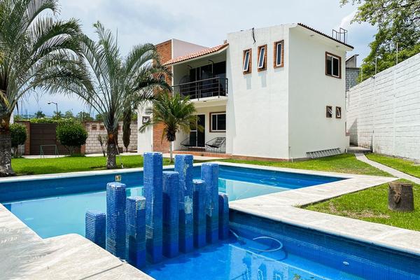Foto de inmueble en El Vergel, Col. Diego Ruiz C.P. 62739, Yautepec