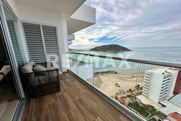 Foto de inmueble en ELEVE TOWER BEACH CONDOS, Col. Sábalo Country Club C.P. 82100, Mazatlán