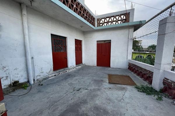 Foto de inmueble en Elías Zamora Verduzco, Col. Tapeixtles C.P. 28239, Manzanillo