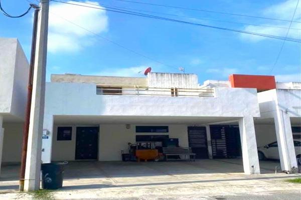 Foto de inmueble en Eloy Cavazos, Col. Sierra Vista C.P. 67288, Juárez