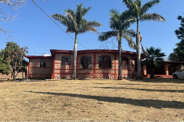 Foto de inmueble en EMILIANO ZAPATA #125, Col. Ixtlahuacan de los Membrillos C.P. 45850, Ixtlahuacán de los Membrillos