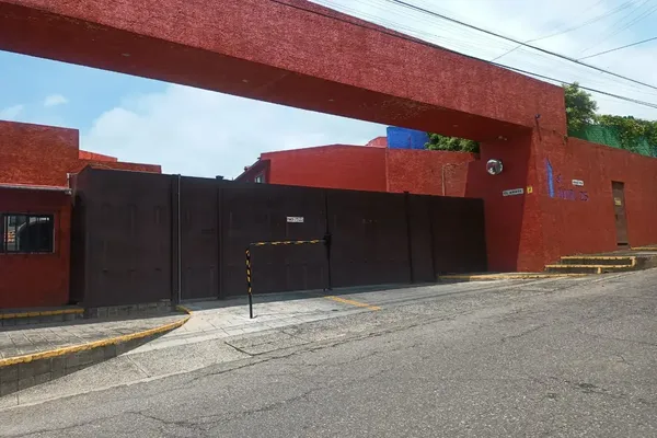 Foto de inmueble en Emiliano zapata #25, Col. Bellavista C.P. 62140, Cuernavaca