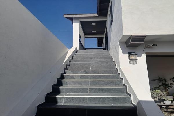 Foto de inmueble en Emiliano Zapata, Col. Lázaro Cárdenas 3ra Mesa C.P. 22510, Tijuana