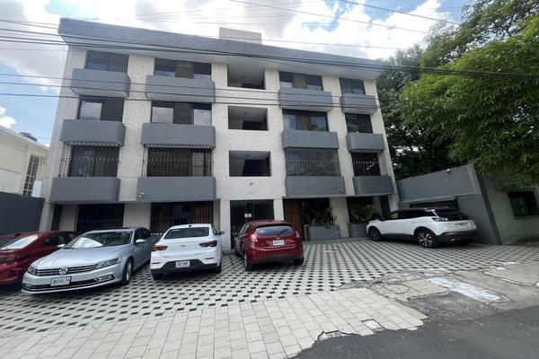 Foto de inmueble en EMILIO CASTELAR, Col. Arcos Vallarta C.P. 44130, Guadalajara