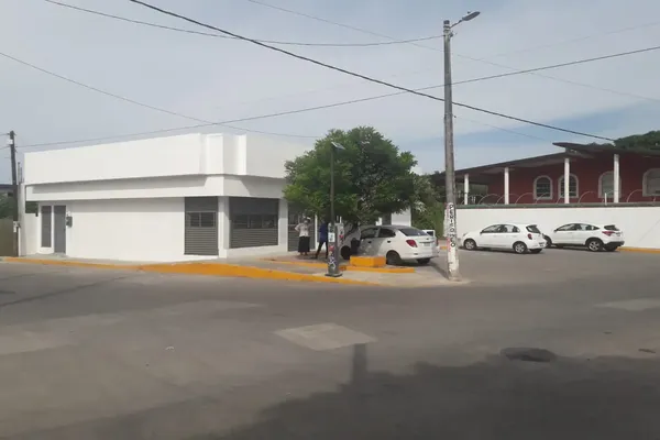 Foto de inmueble en EMILIO PORTES GIL #354, Col. Adolfo Ruiz Cortines C.P. 91770, Veracruz