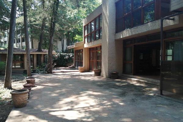 Foto de inmueble en Encinos, Col. Colinas del Bosque C.P. 14608, Tlalpan