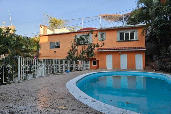 Foto de inmueble en Encinos, Col. San Antón C.P. 62020, Cuernavaca