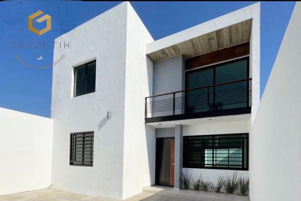 Foto de inmueble en ENRIQUE CORONA MORFÍN, Col. La Frontera C.P. 28975, Villa de Álvarez