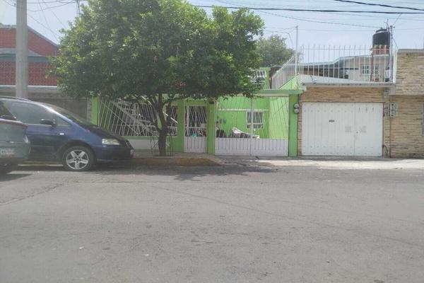 Foto de inmueble en ENRIQUE, Col. C.T.M. El Risco C.P. 07090, Gustavo A. Madero