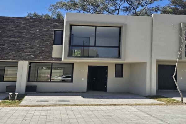Foto de inmueble en Enrique Limón Díaz 404, Col. San Agustin C.P. 45645, Tlajomulco de Zúñiga