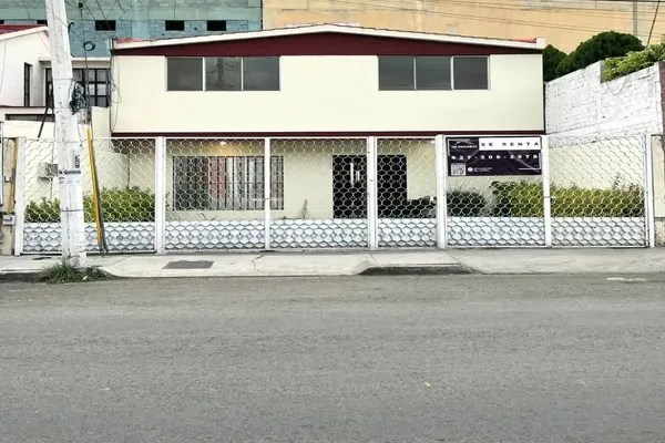 Foto de inmueble en Escolasticas #331, Col. Jardines de La Hacienda C.P. 76180, Querétaro
