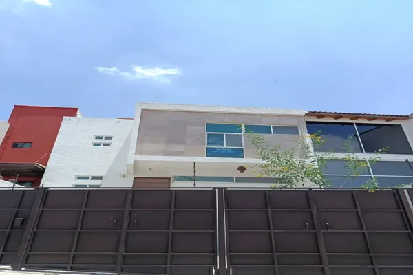Foto de inmueble en ESCONDIDO #47, Col. Milenio III Fase A C.P. 76060, Querétaro