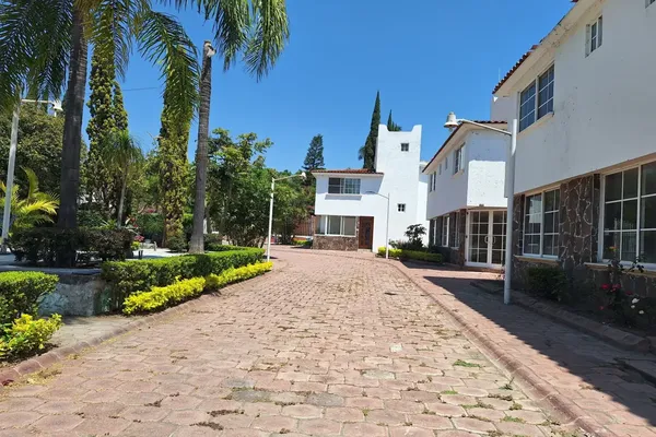 Foto de inmueble en Esmeralda #987, Col. Atlixco Centro C.P. 74200, Atlixco