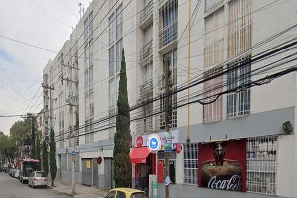 Foto de inmueble en  , Col. Esperanza C.P. 06840, Cuauhtémoc