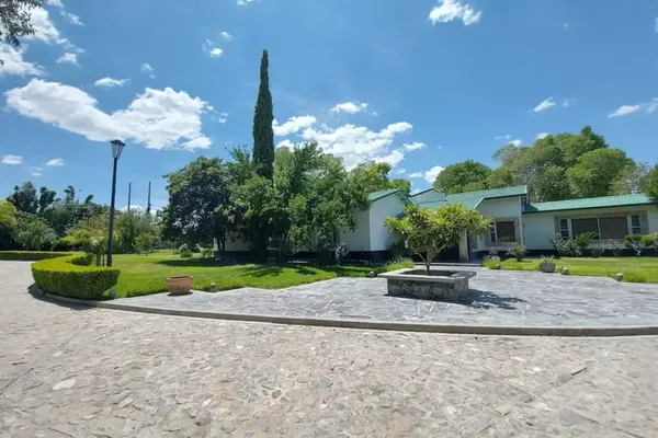 Foto de inmueble en EVARISTO MORENO #0008, Col. Las Palmeras C.P. 27989, Parras