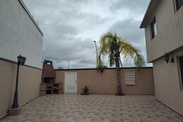 Foto de inmueble en EVEREST, Col. Triana C.P. 66620, Apodaca