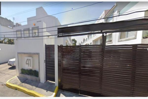 Foto de inmueble en  , Col. Ex Hacienda Coapa C.P. 14308, Tlalpan