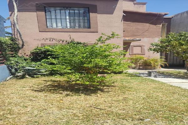 Foto de inmueble en  , Col. Ex Hacienda el Rosario C.P. 67288, Juárez