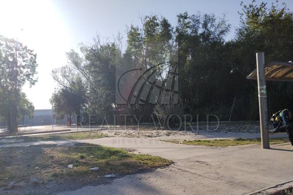 Foto de inmueble en  , Col. Ex Hacienda Santa Rosa C.P. 66610, Apodaca