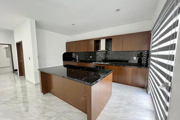 Foto de inmueble en EXCLUSIVO RESIDENCIAL SONTERRA 1, Col. Sonterra Residencial II C.P. 82124, Mazatlán