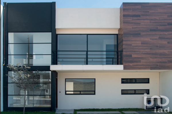 Foto de inmueble en Explanada, Col. San Antonio el Desmonte C.P. 42083, Pachuca de Soto