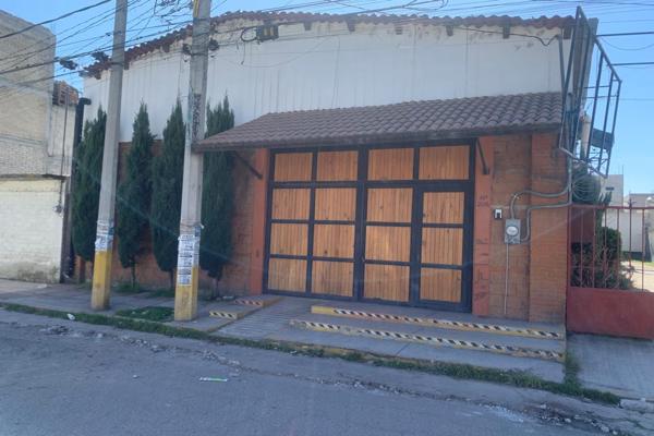 Foto de inmueble en Avenida Morelos  #s/n, Col. San Mateo Atenco Centro C.P. 52100, San Mateo Atenco
