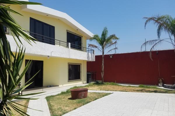 Foto de inmueble en Atlixco, Pue., Col. San Juan Castillotla C.P. 74365, Atlixco