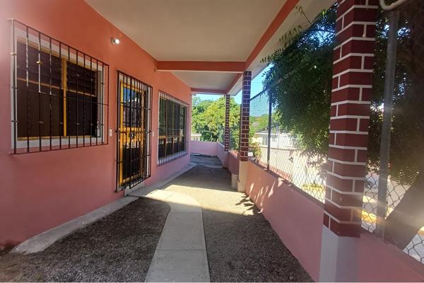 Foto de inmueble en Guadalupe Victoria, 63732 Bucerías, Nay. #s/n, Col. Residencial Los Mangos C.P. 63732, Bahía de Banderas