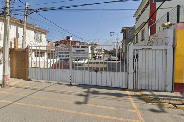 Foto de inmueble en TORNADO, Col. Ehécatl (Paseos de Ecatepec) C.P. 55029, Ecatepec de Morelos