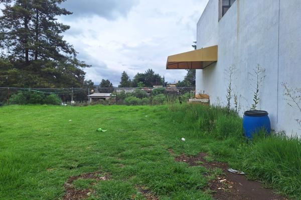 Foto de inmueble en 1, Col. Las Trojes C.P. 61618, Pátzcuaro
