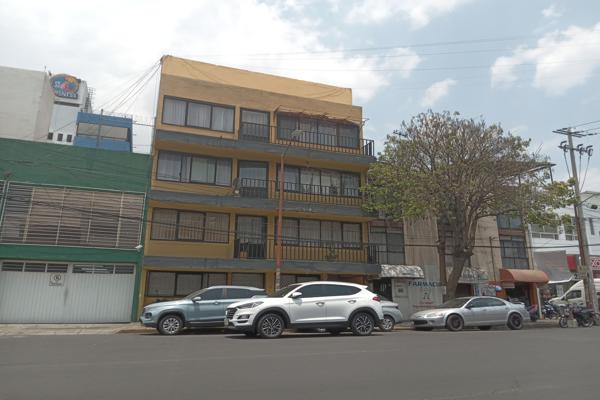 Foto de inmueble en Toltecas  #44, Col. San Javier C.P. 54030, Tlalnepantla de Baz