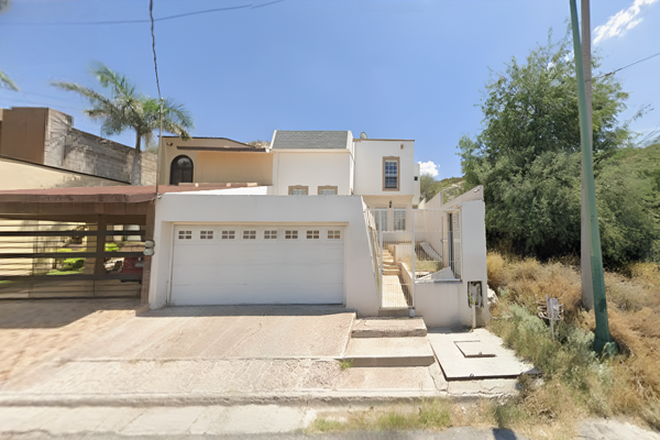 Foto de inmueble en Atenas 315, El 28 de Noviembre, 35080 Gómez Palacio, Dgo. #315, Col. 5 de Mayo Prolongación C.P. 35049, Gómez Palacio