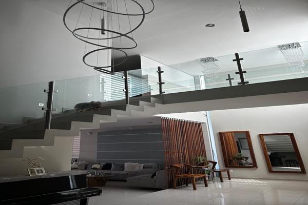 Foto de inmueble en Boulevard valle imperial  #s/nInt. 100, Col. Valle Imperial C.P. 45134, Zapopan