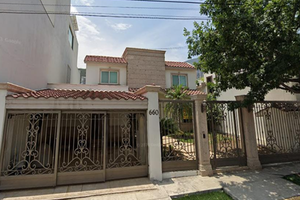 Foto de inmueble en Calle Miguel de Cervantes Saavedra 660 #660, Col. San Jemo C.P. 64630, Monterrey