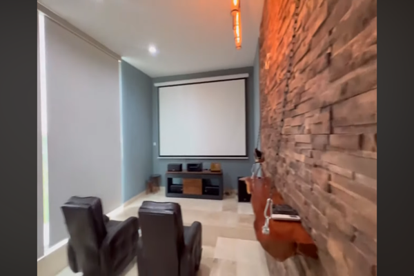Foto de inmueble en Circuito Balcones, Col. Jurica La Solana C.P. 76230, Querétaro
