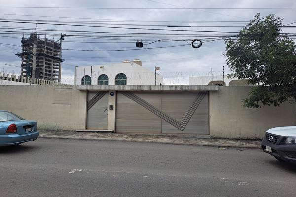 Foto de inmueble en Avenida Jardines de San Mateo 69 #69, Col. Santa Cruz Acatlán C.P. 53150, Naucalpan de Juárez