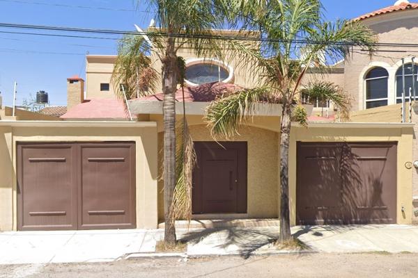 Foto de inmueble en Paseo del Gavilán, Col. Villa Jacarandas C.P. 34199, Durango