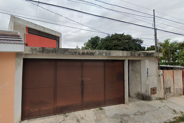 Foto de inmueble en Calle 44  #381, Col. Emiliano Zapata Ote C.P. 97144, Mérida