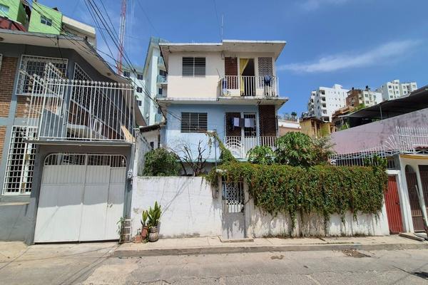 Foto de inmueble en  , Col. Farallón C.P. 39690, Acapulco de Juárez
