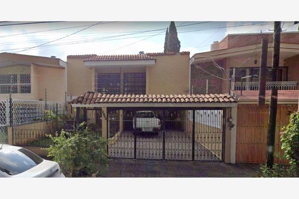 Foto de inmueble en FARO #2963, Col. Bosques de La Victoria C.P. 44540, Guadalajara