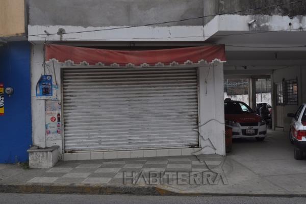 Foto de inmueble en FAUSTO VEGA SANTANDER COL CENTRO, Col. Túxpam de Rodríguez Cano Centro C.P. 92800, Tuxpan