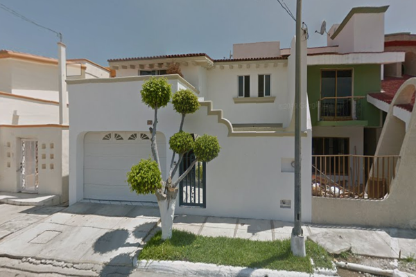 Foto de inmueble en Avenida Sierra de Venados, Col. Lomas de Mazatlán C.P. 82110, Mazatlán